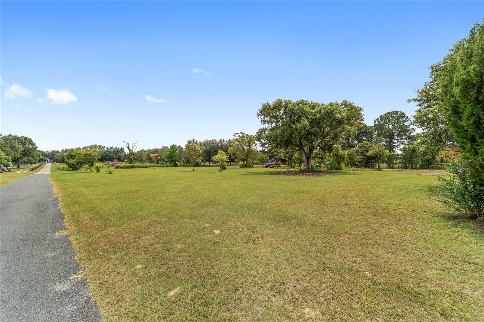 NON SUBDIVISION - Residential