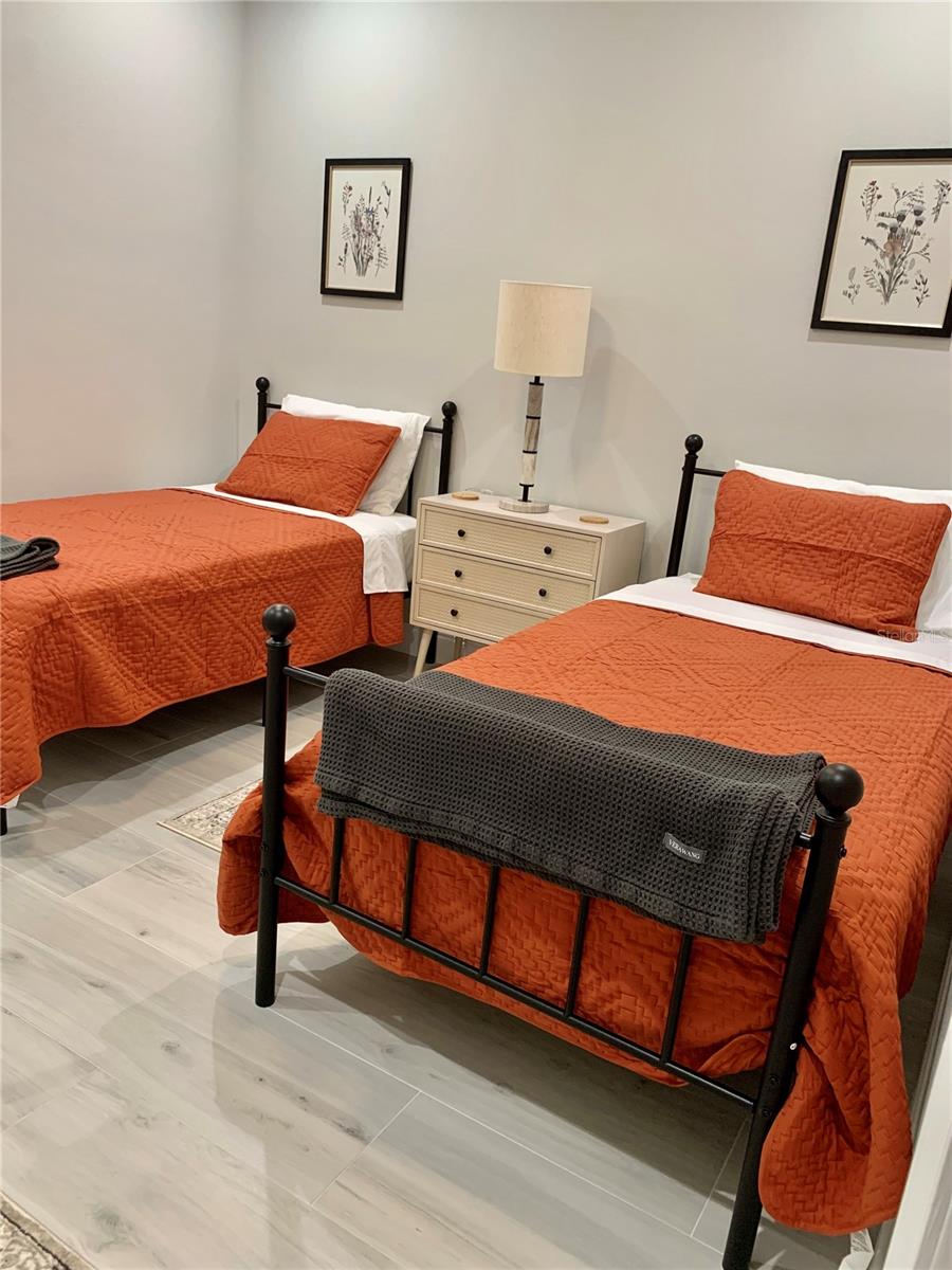 PORT CHARLOTTE SEC 057 - Residential Lease