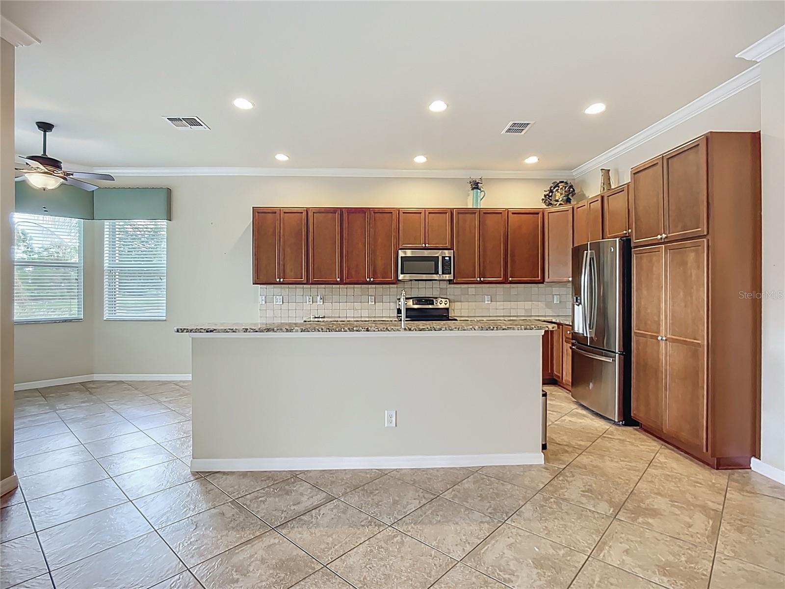 VALENCIA LAKES TR J PH 1 - Residential