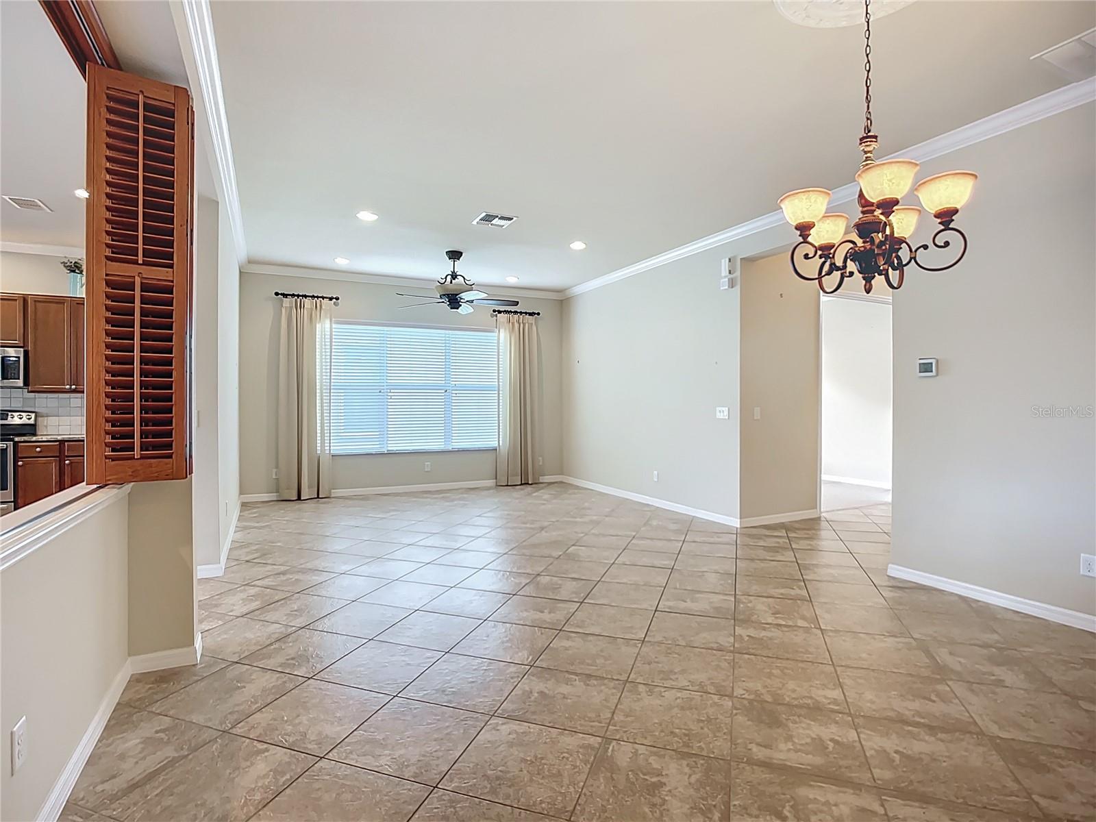 VALENCIA LAKES TR J PH 1 - Residential