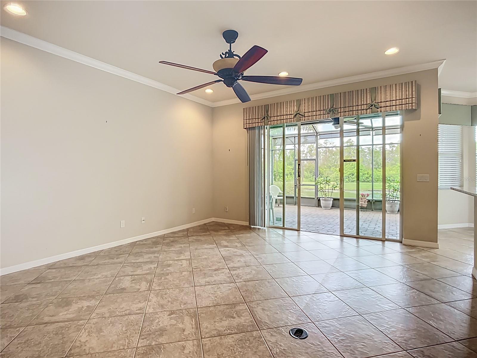 VALENCIA LAKES TR J PH 1 - Residential