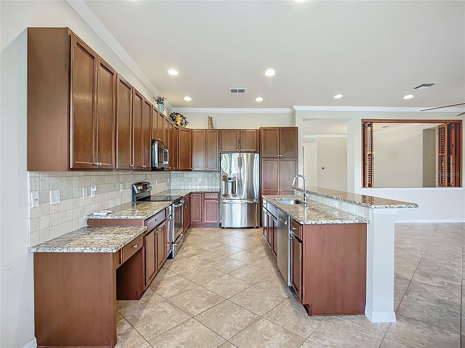 VALENCIA LAKES TR J PH 1 - Residential