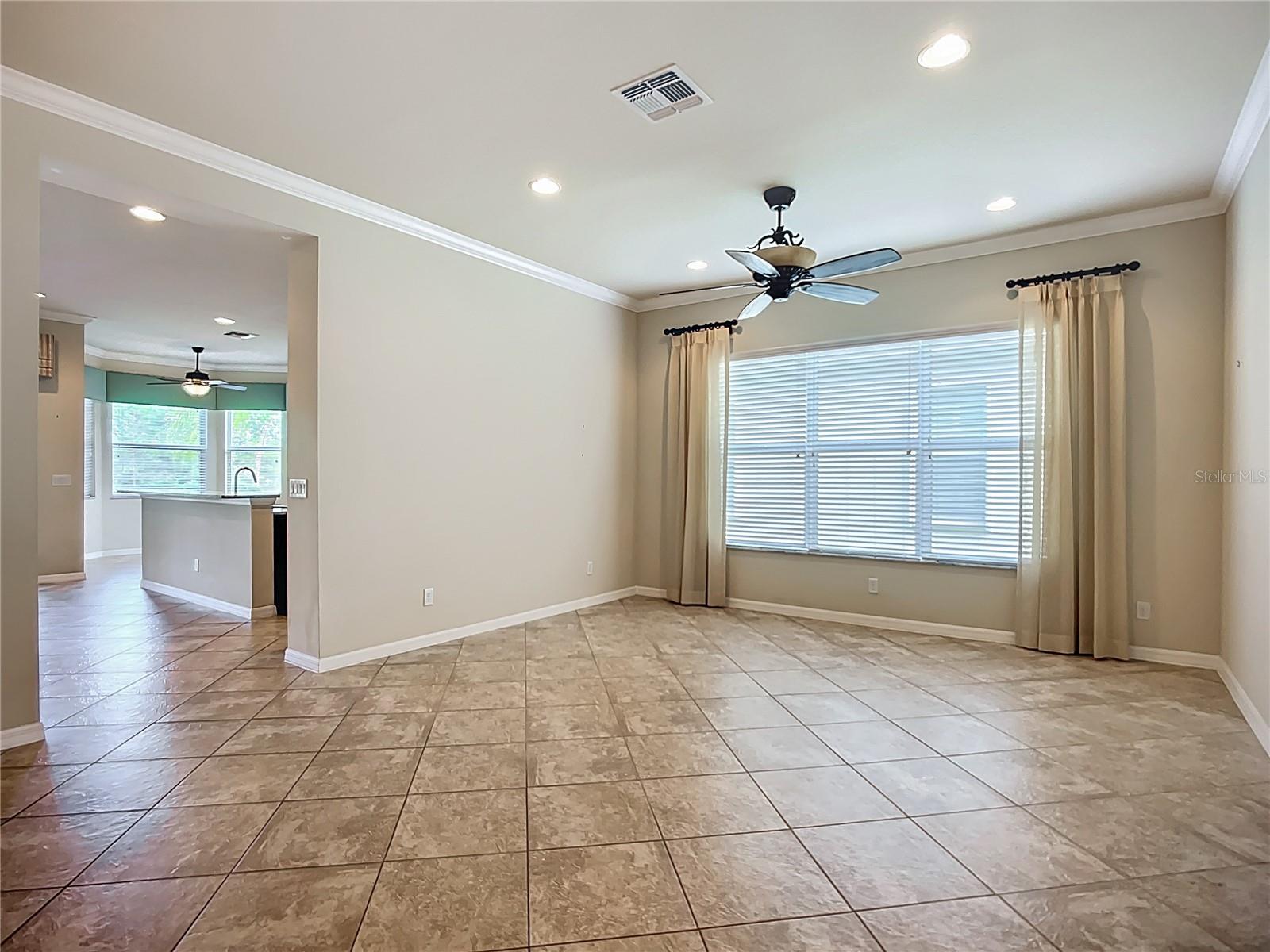 VALENCIA LAKES TR J PH 1 - Residential