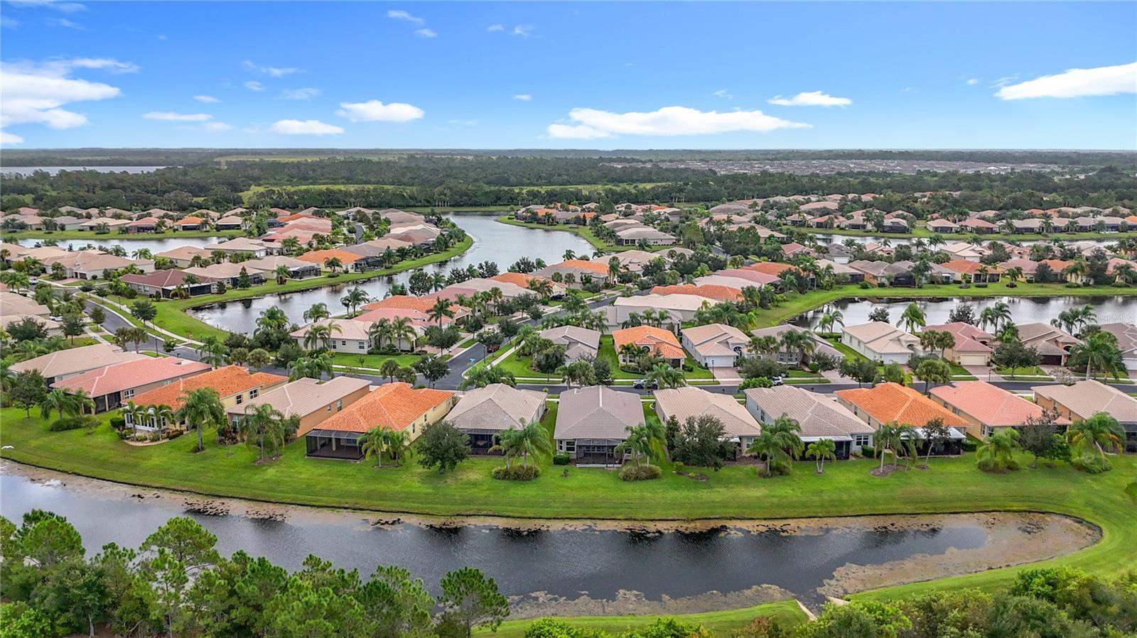 VALENCIA LAKES TR J PH 1 - Residential