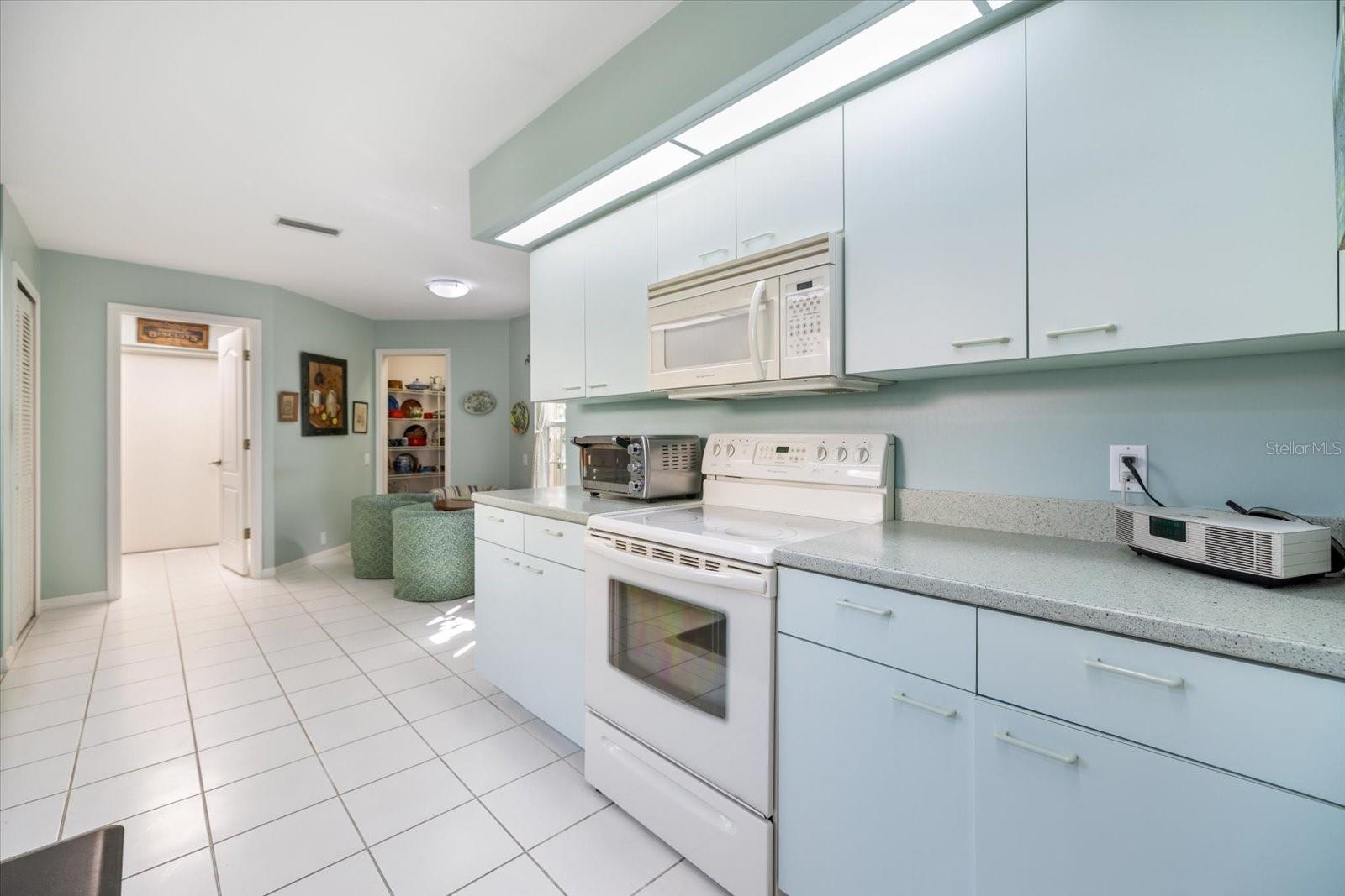 BLACKBURN POINT WOODS - Residential
