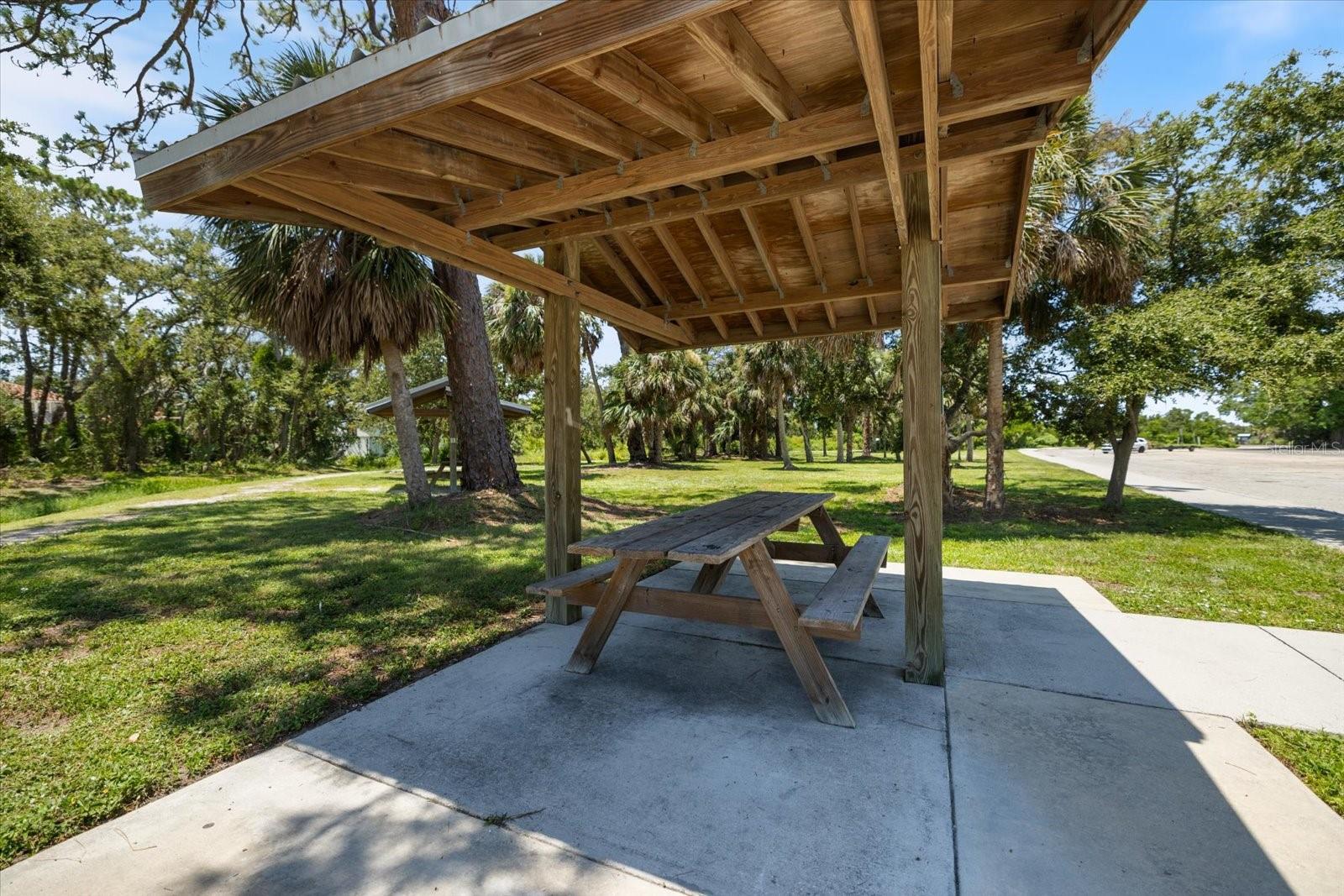 BLACKBURN POINT WOODS - Residential