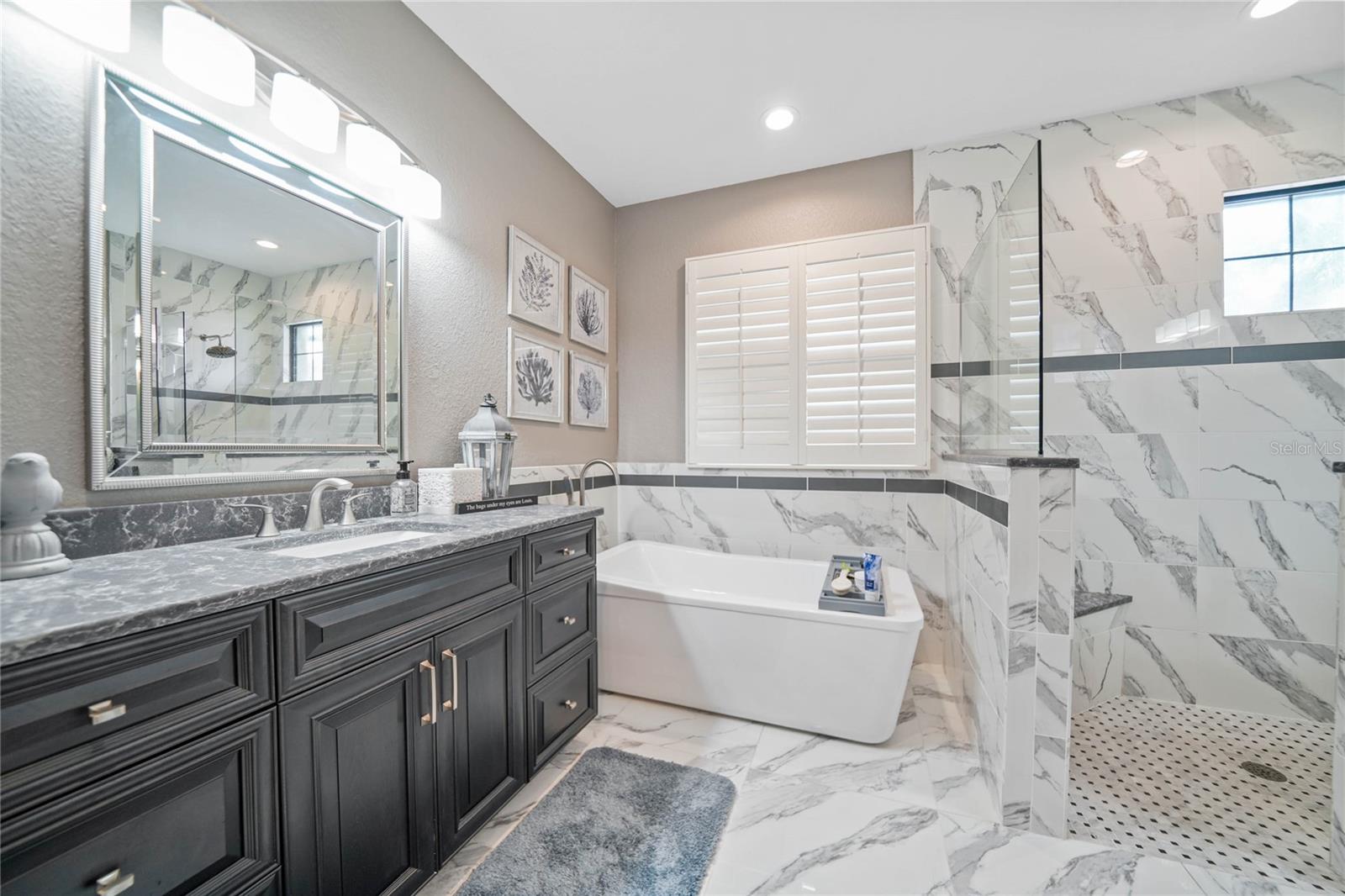 PUNTA GORDA ISLES SEC 04 - Residential