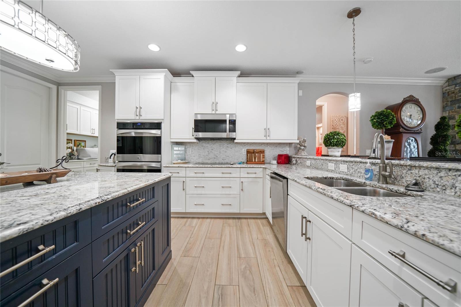 PUNTA GORDA ISLES SEC 04 - Residential