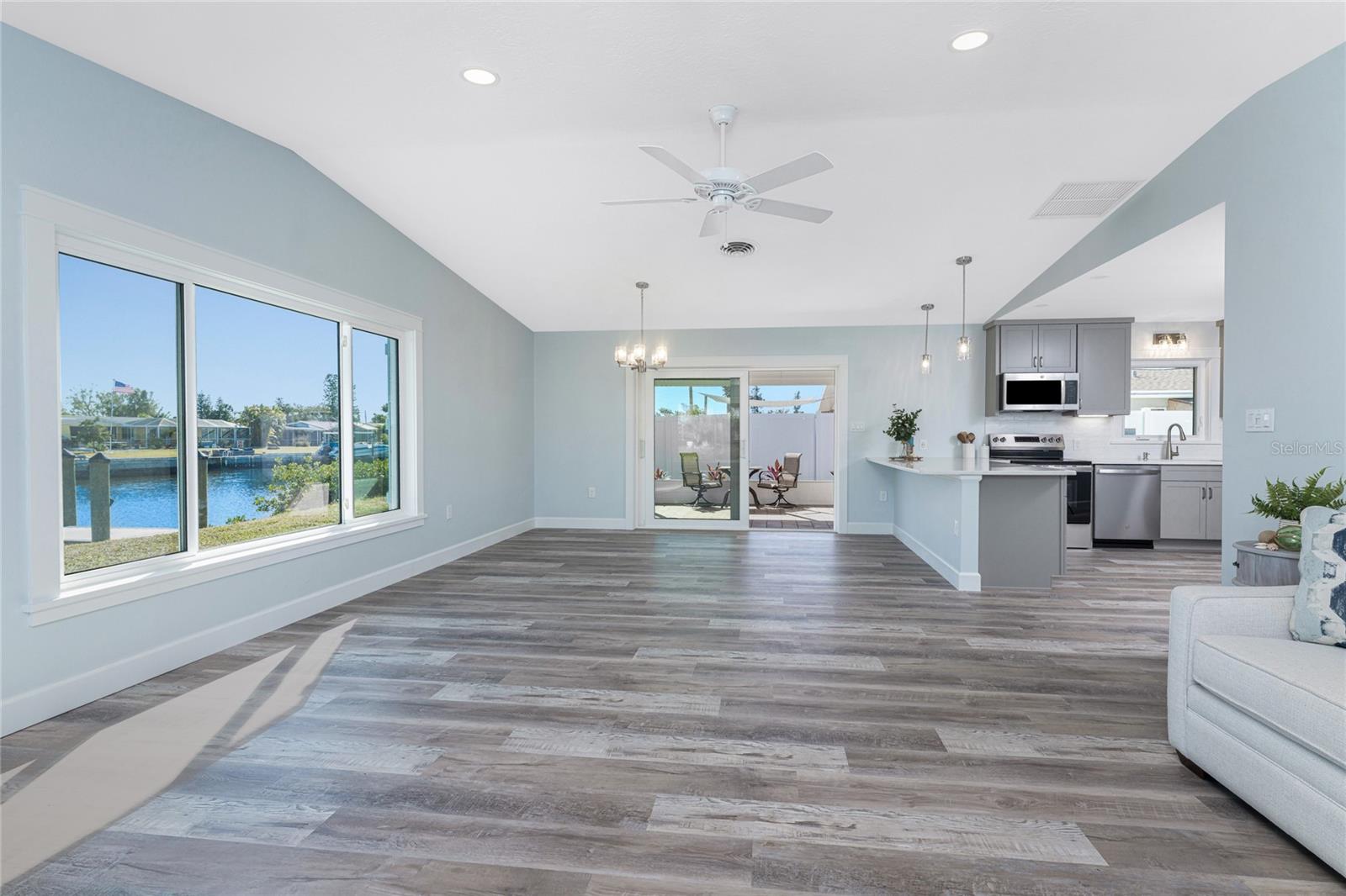 1082 HASTE LANE, ENGLEWOOD, FL, 34223 4 1082 HASTE LANE