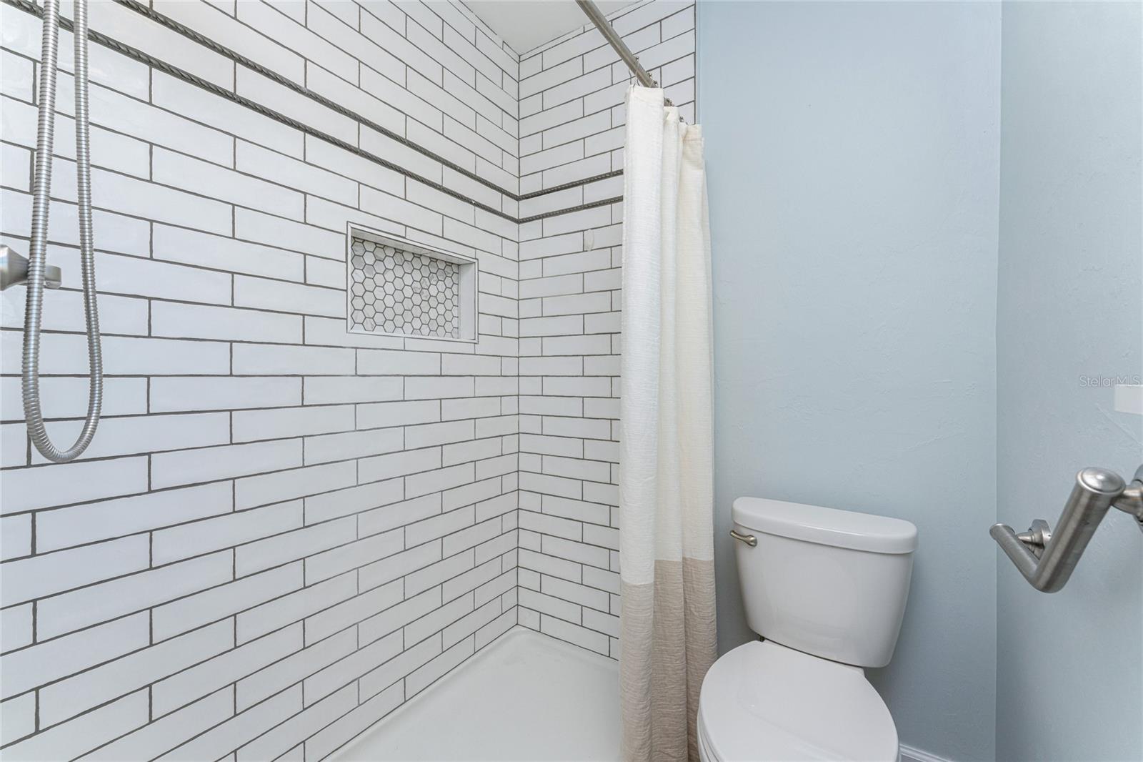 ALSTON HASTE - Residential