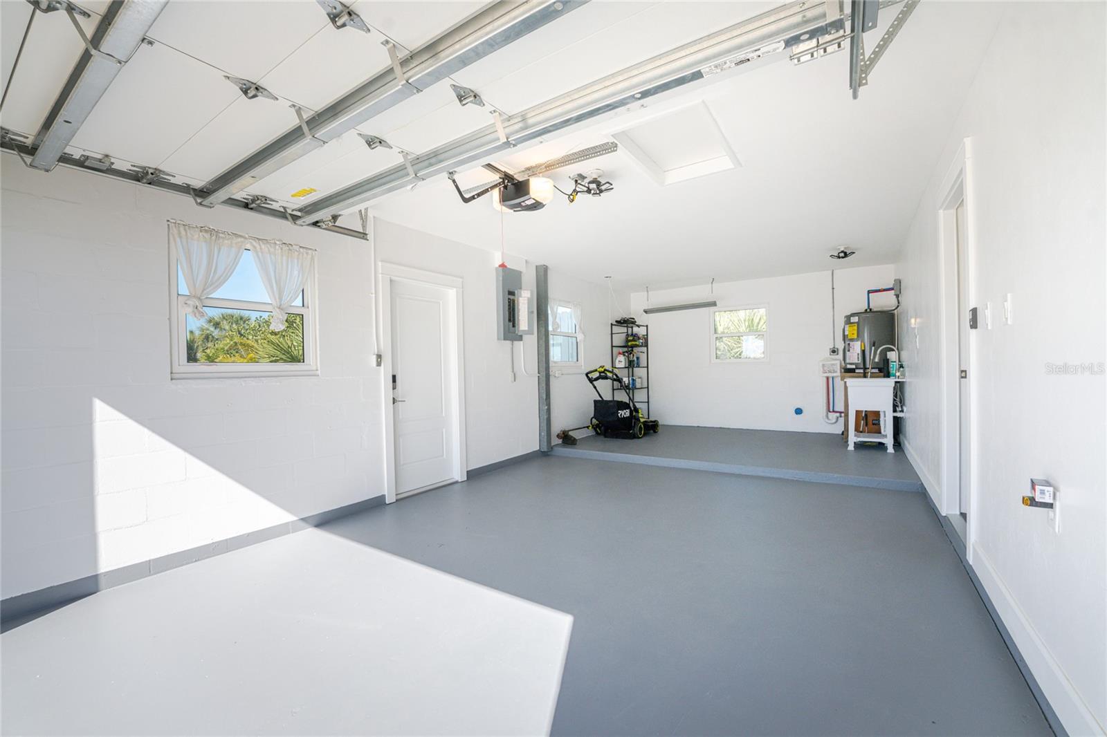 ALSTON HASTE - Residential