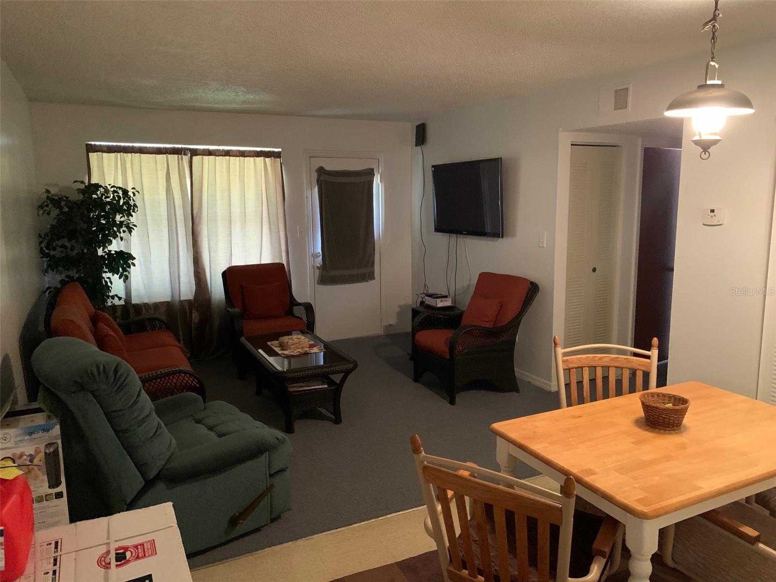 SANTA CLARA FARMS - Residential Income