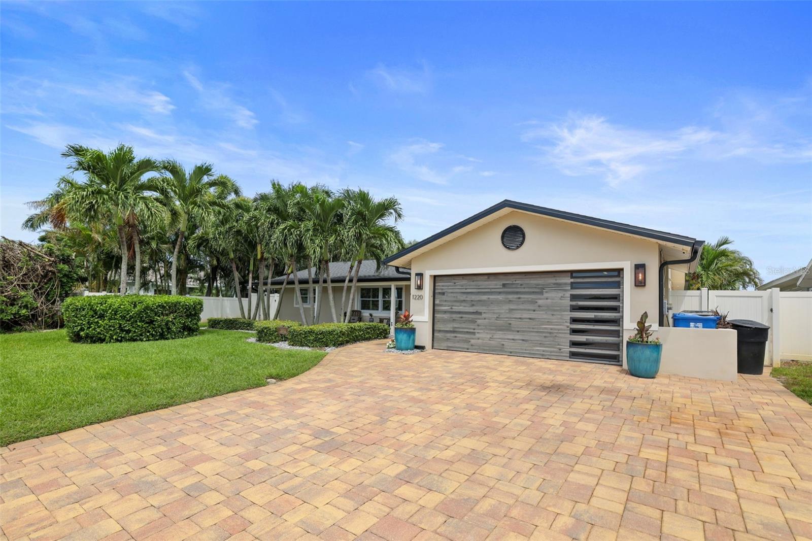 SOUTH CSWY ISLE YACHT CLUB 5TH ADD - Residential