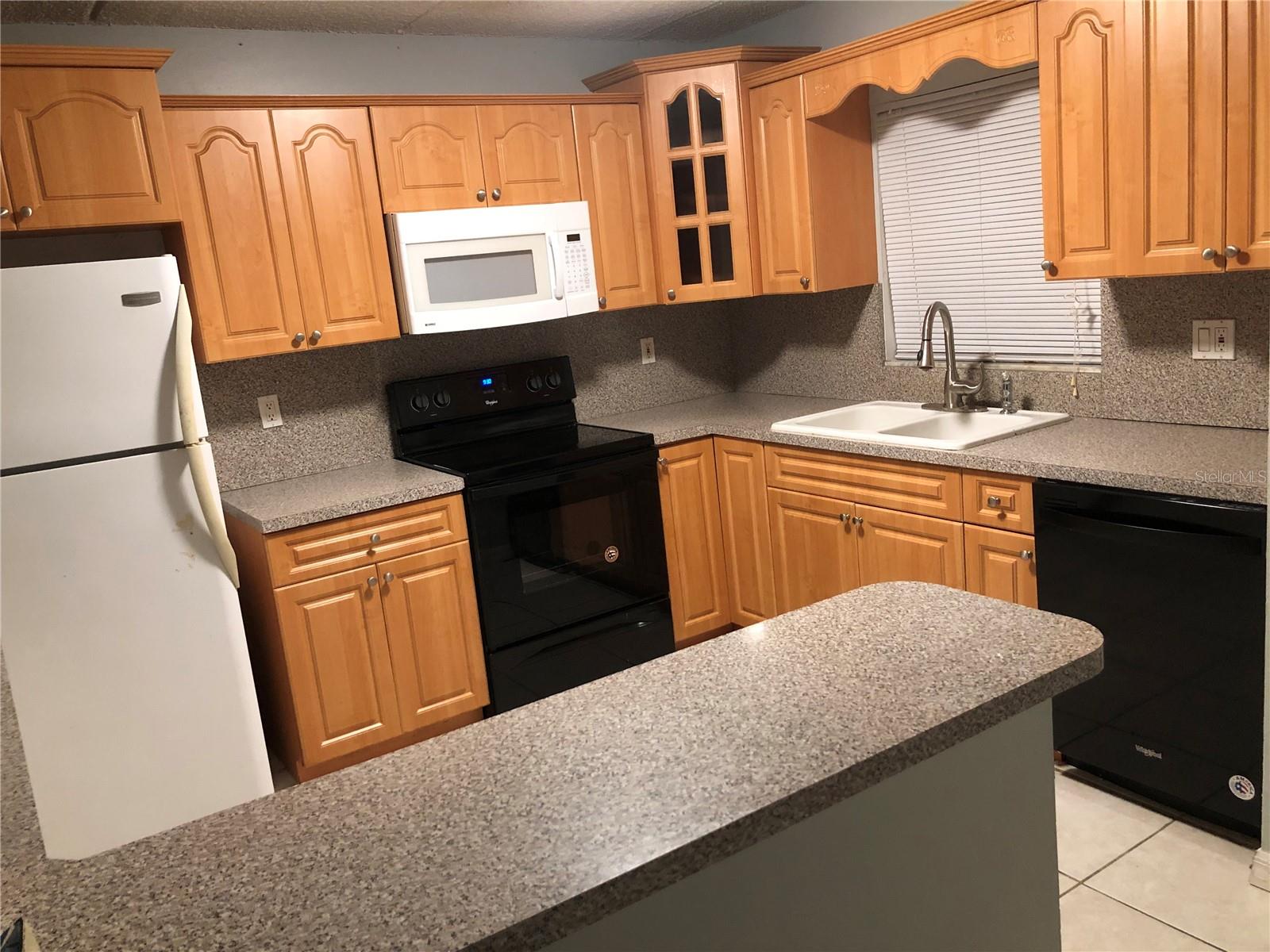 SOMERSET PARK A CONDO - Residential Lease