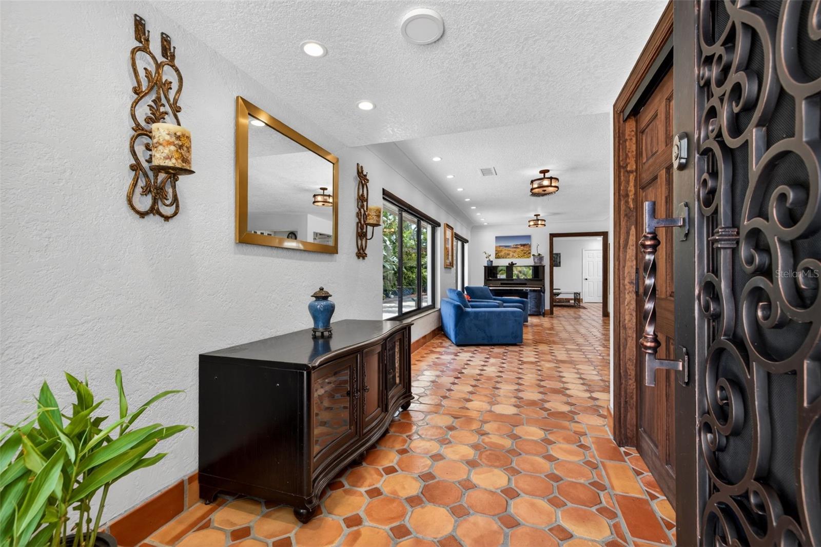 PASADENA ESTATES SEC F - Residential