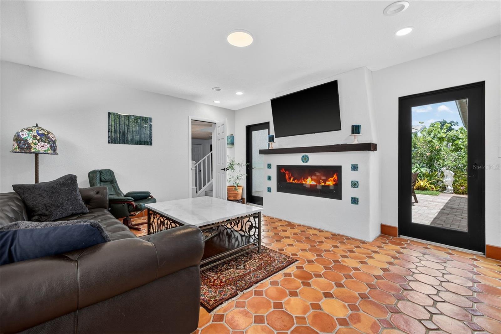 PASADENA ESTATES SEC F - Residential