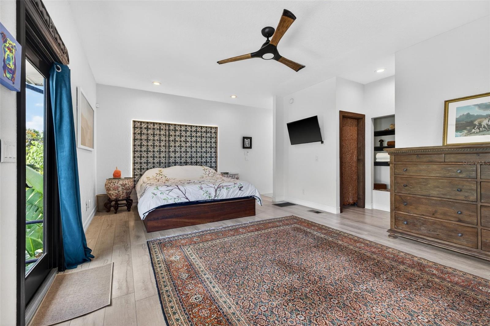 PASADENA ESTATES SEC F - Residential