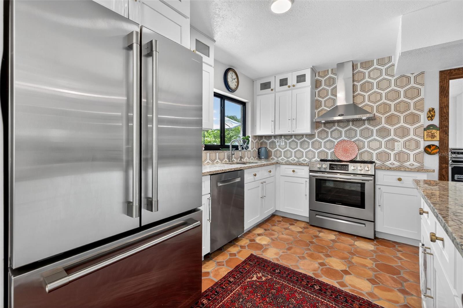PASADENA ESTATES SEC F - Residential