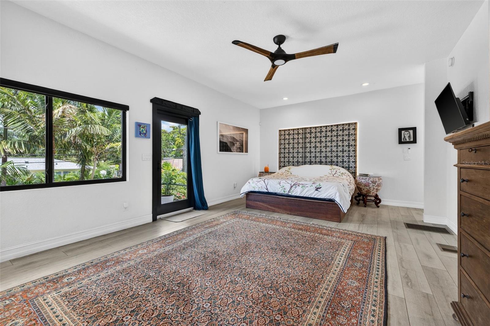 PASADENA ESTATES SEC F - Residential