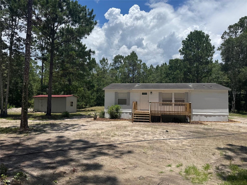 Photo of 7420 NE 111th Place, Gainesville, FL 32609 (MLS # GC544426)