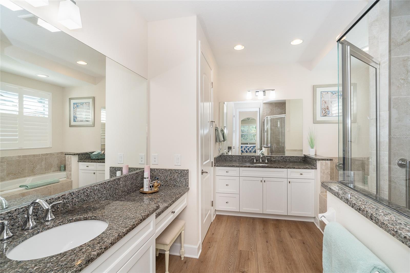 GRAND OAKS - Residential