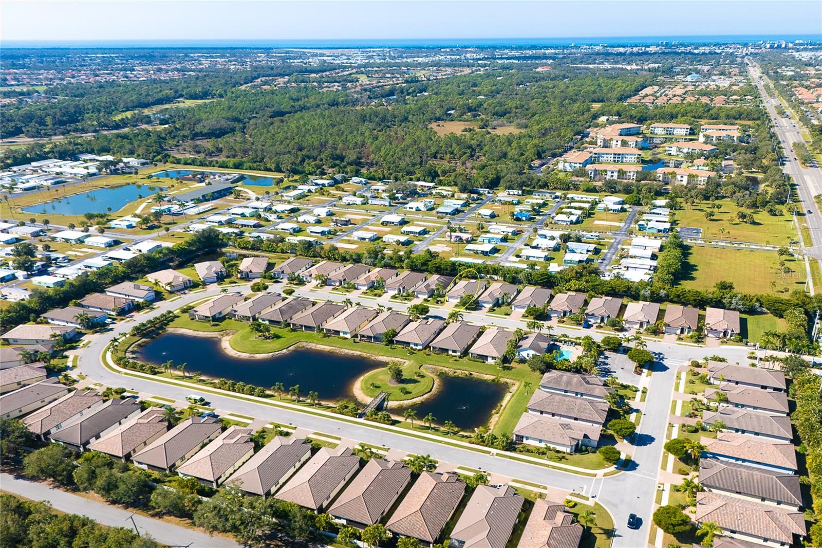 GRAND OAKS - Residential