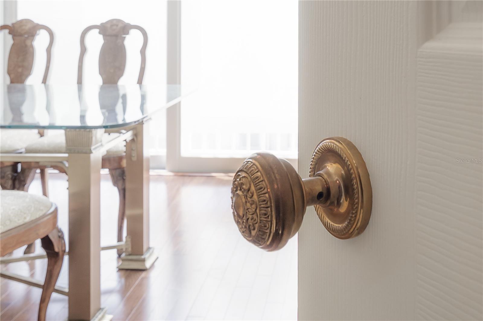 PARKCREST HARBOUR ISLAND CONDO - Residential