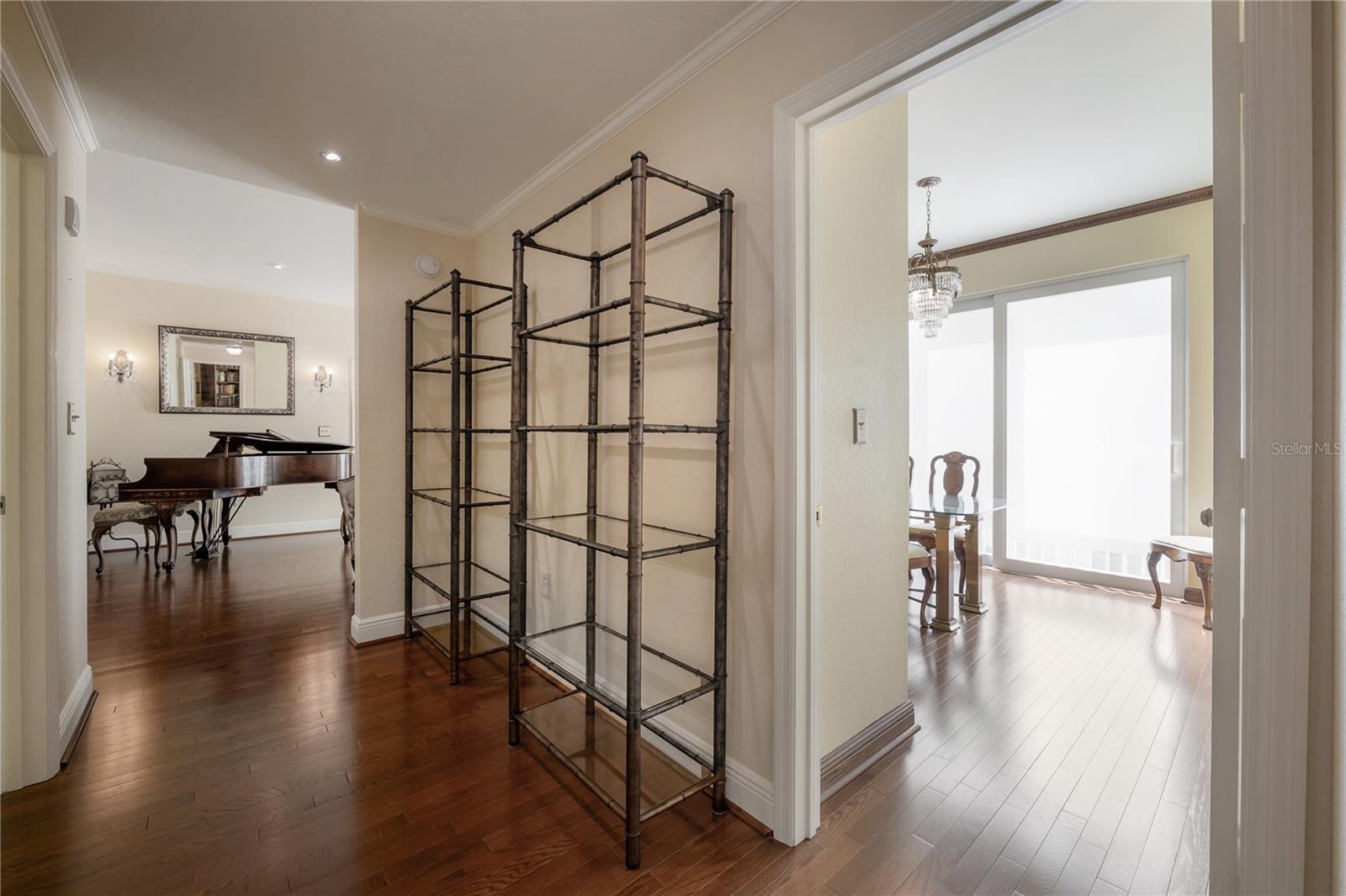 PARKCREST HARBOUR ISLAND CONDO - Residential