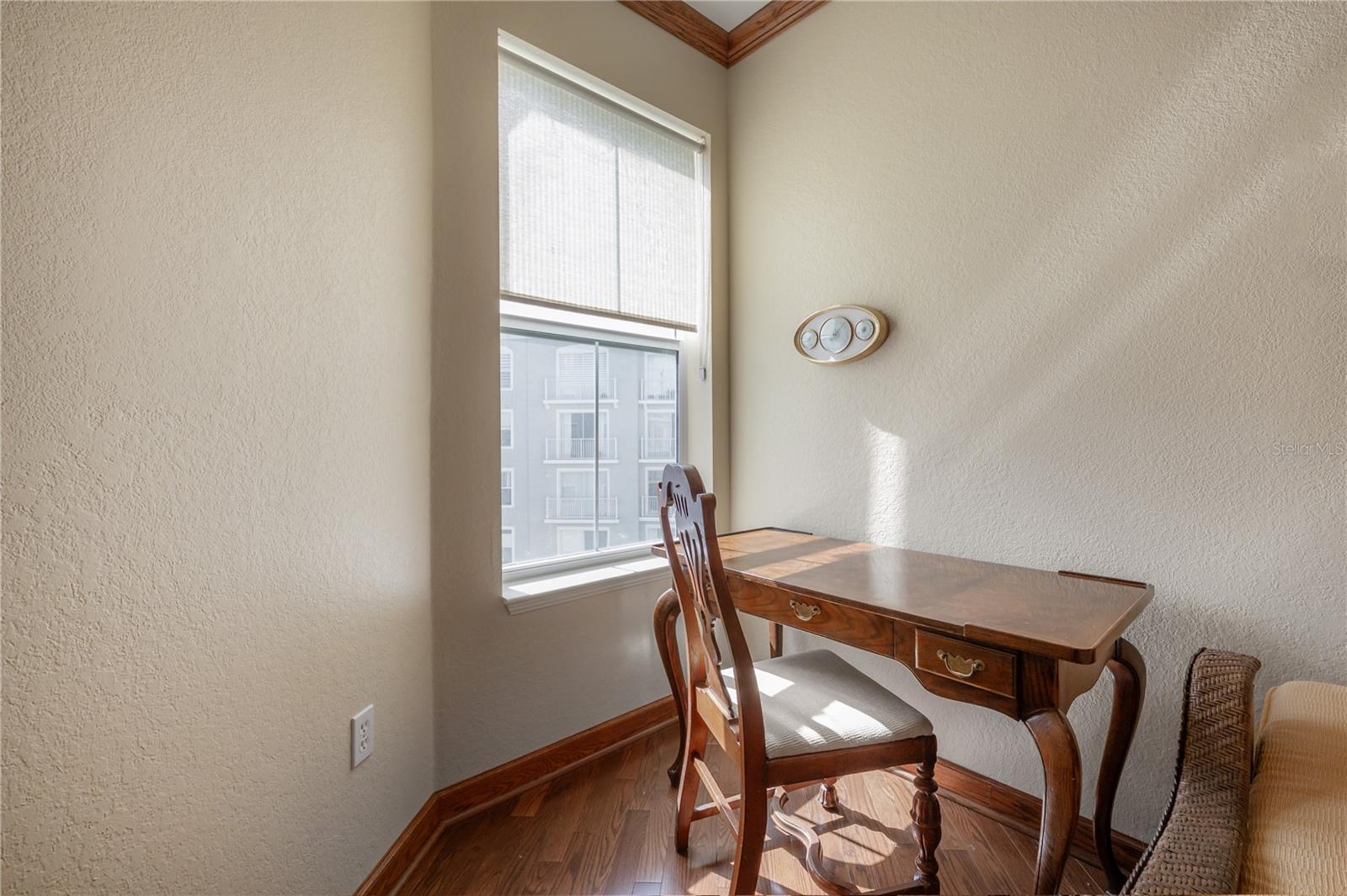 PARKCREST HARBOUR ISLAND CONDO - Residential