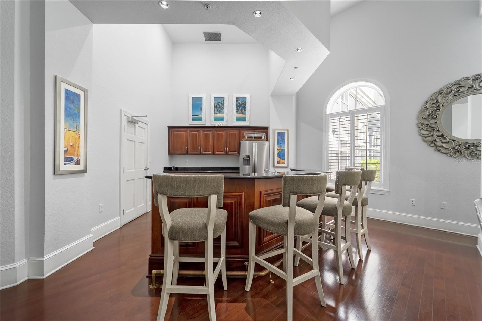 PARKCREST HARBOUR ISLAND CONDO - Residential