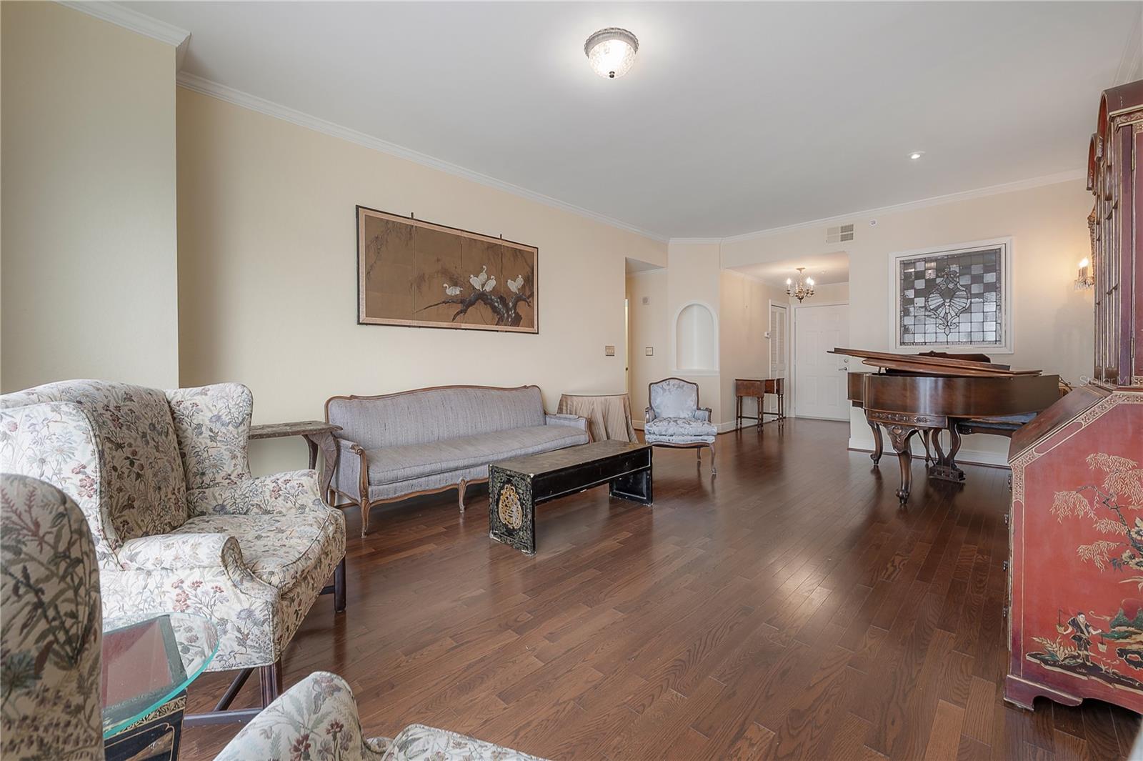 PARKCREST HARBOUR ISLAND CONDO - Residential