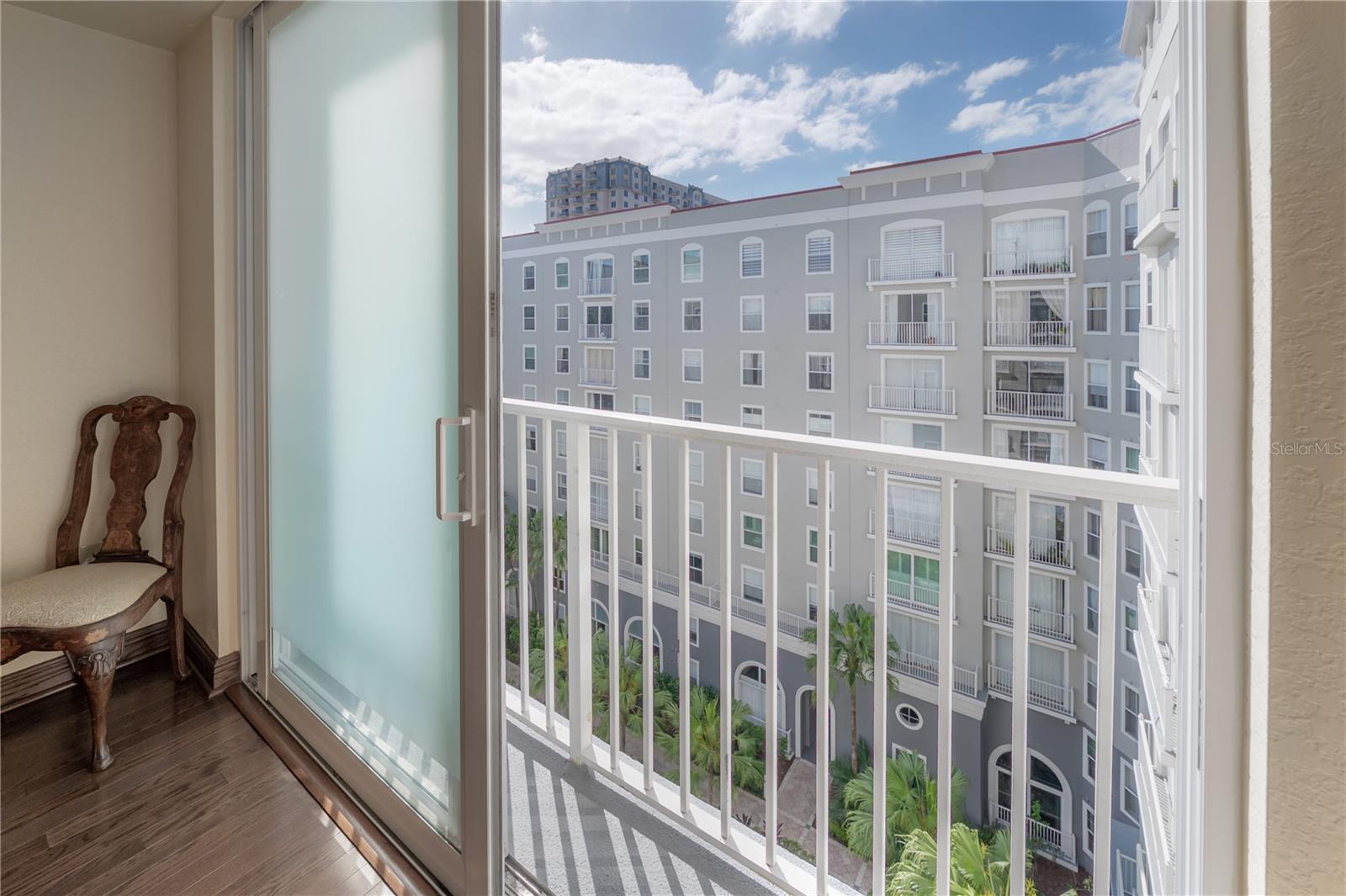 PARKCREST HARBOUR ISLAND CONDO - Residential