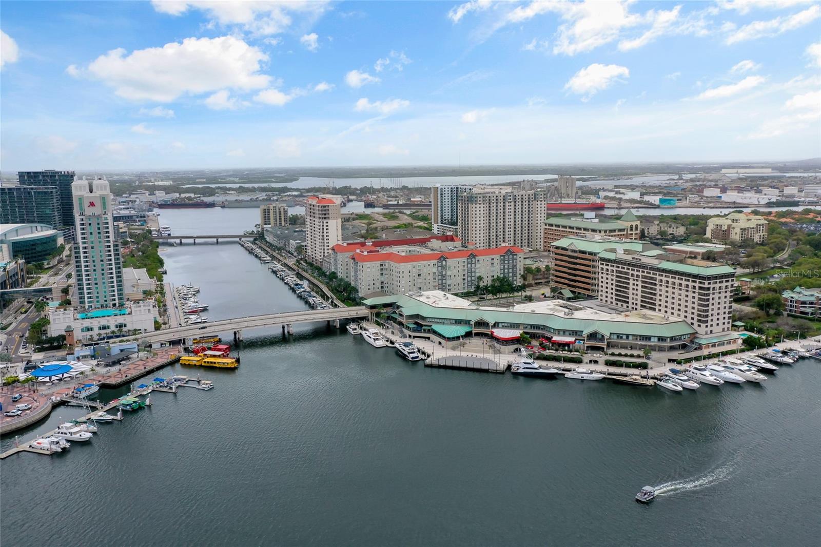 PARKCREST HARBOUR ISLAND CONDO - Residential