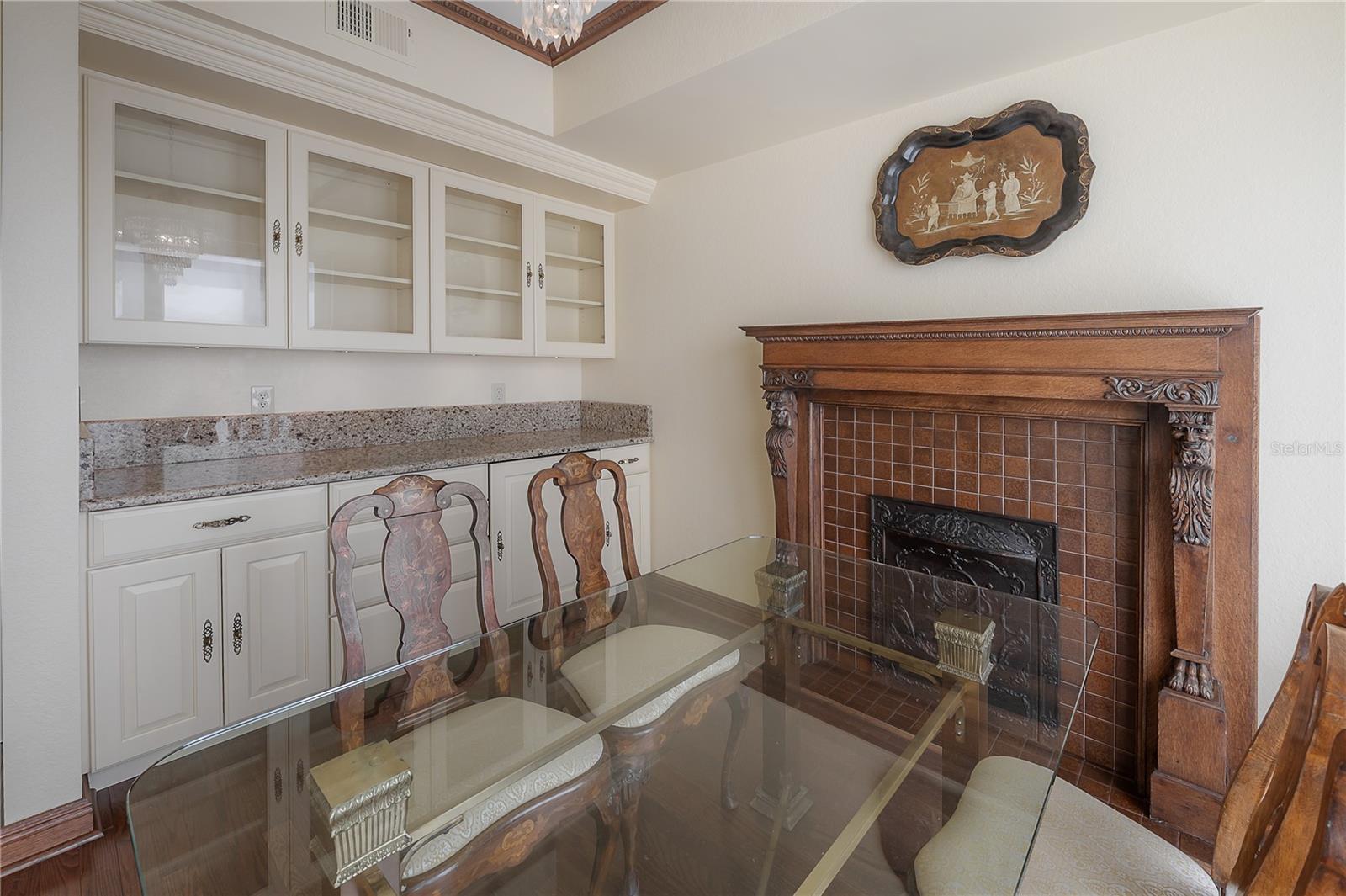 PARKCREST HARBOUR ISLAND CONDO - Residential