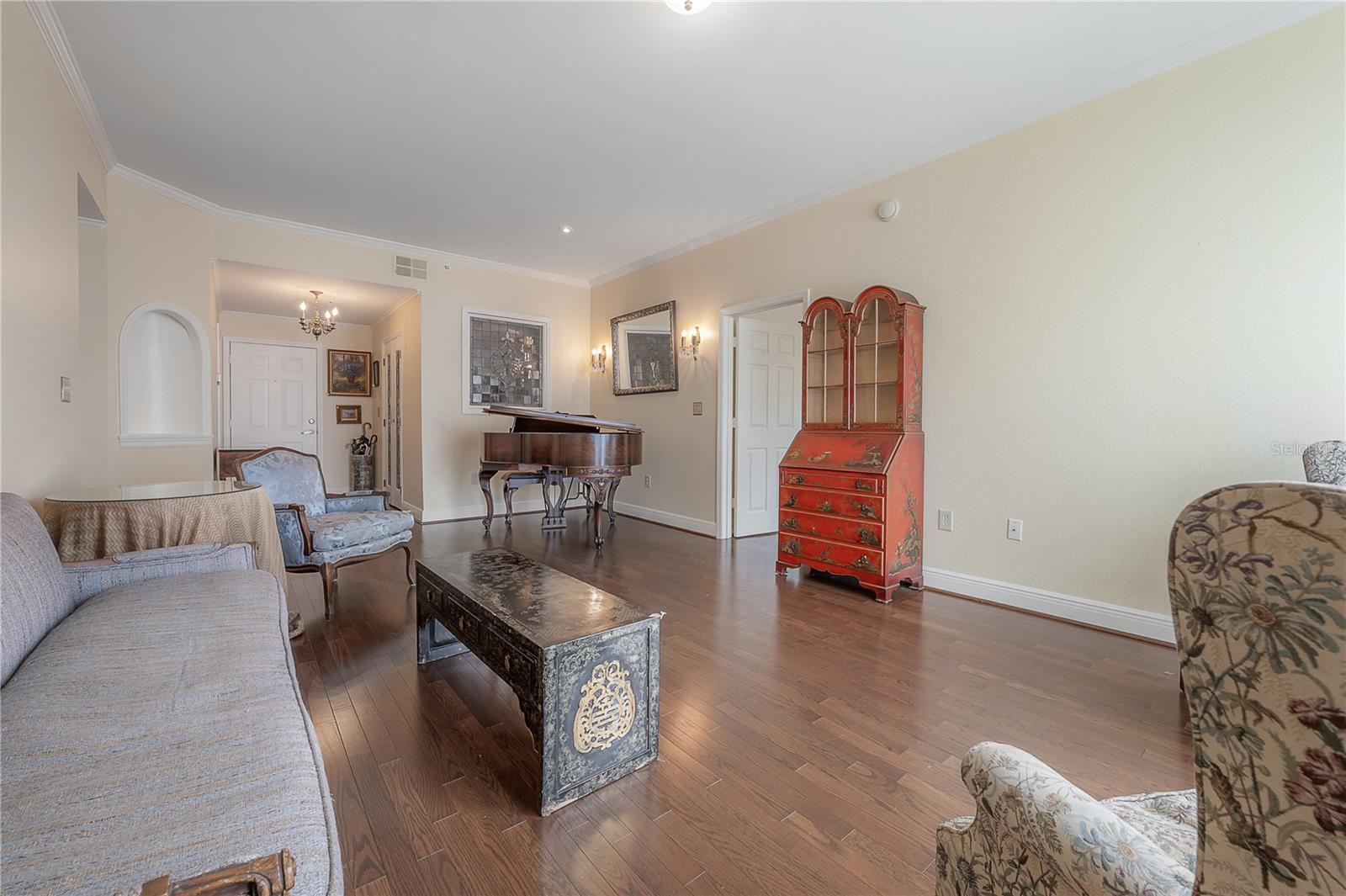 PARKCREST HARBOUR ISLAND CONDO - Residential