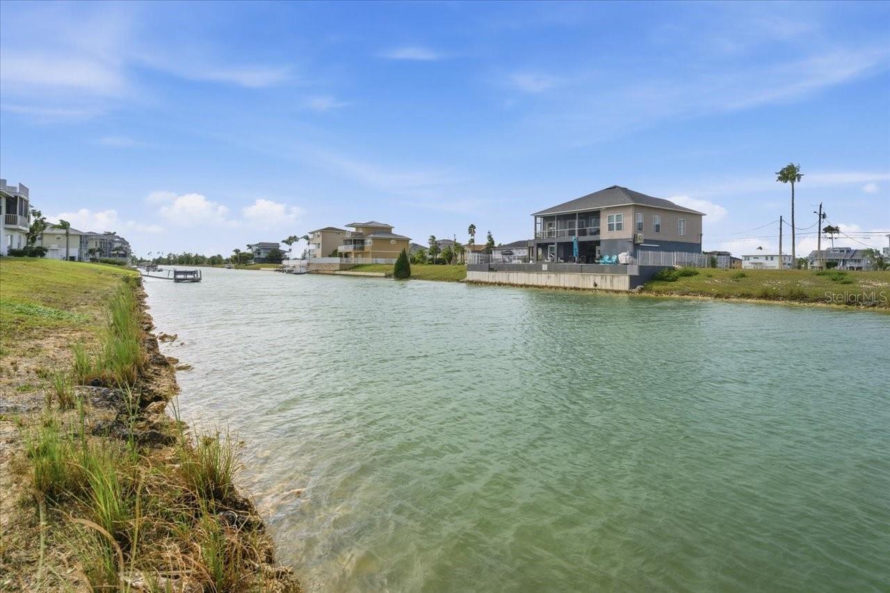 HERNANDO BEACH - Land