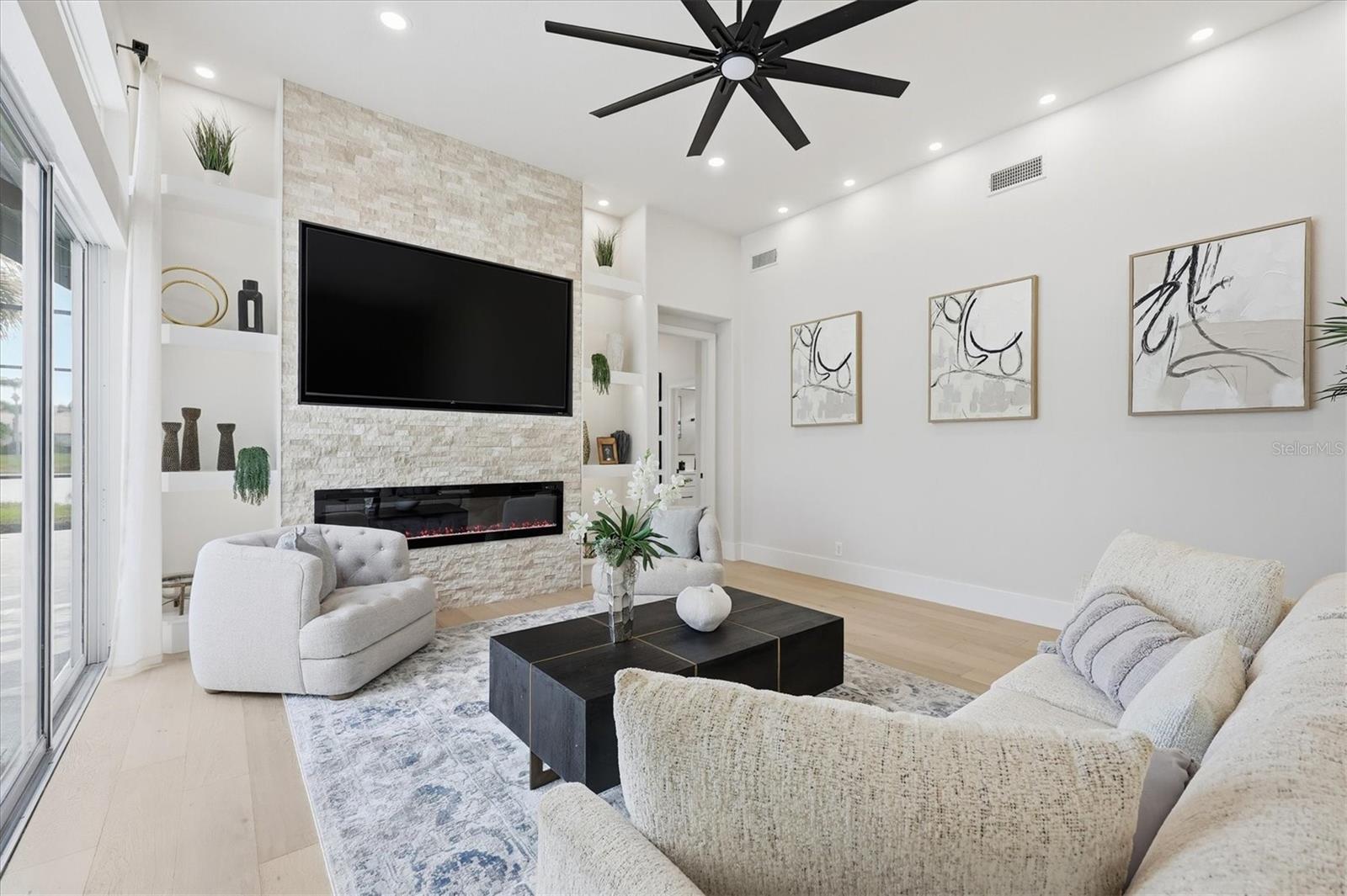 UNIVERSITY PARK - Residential