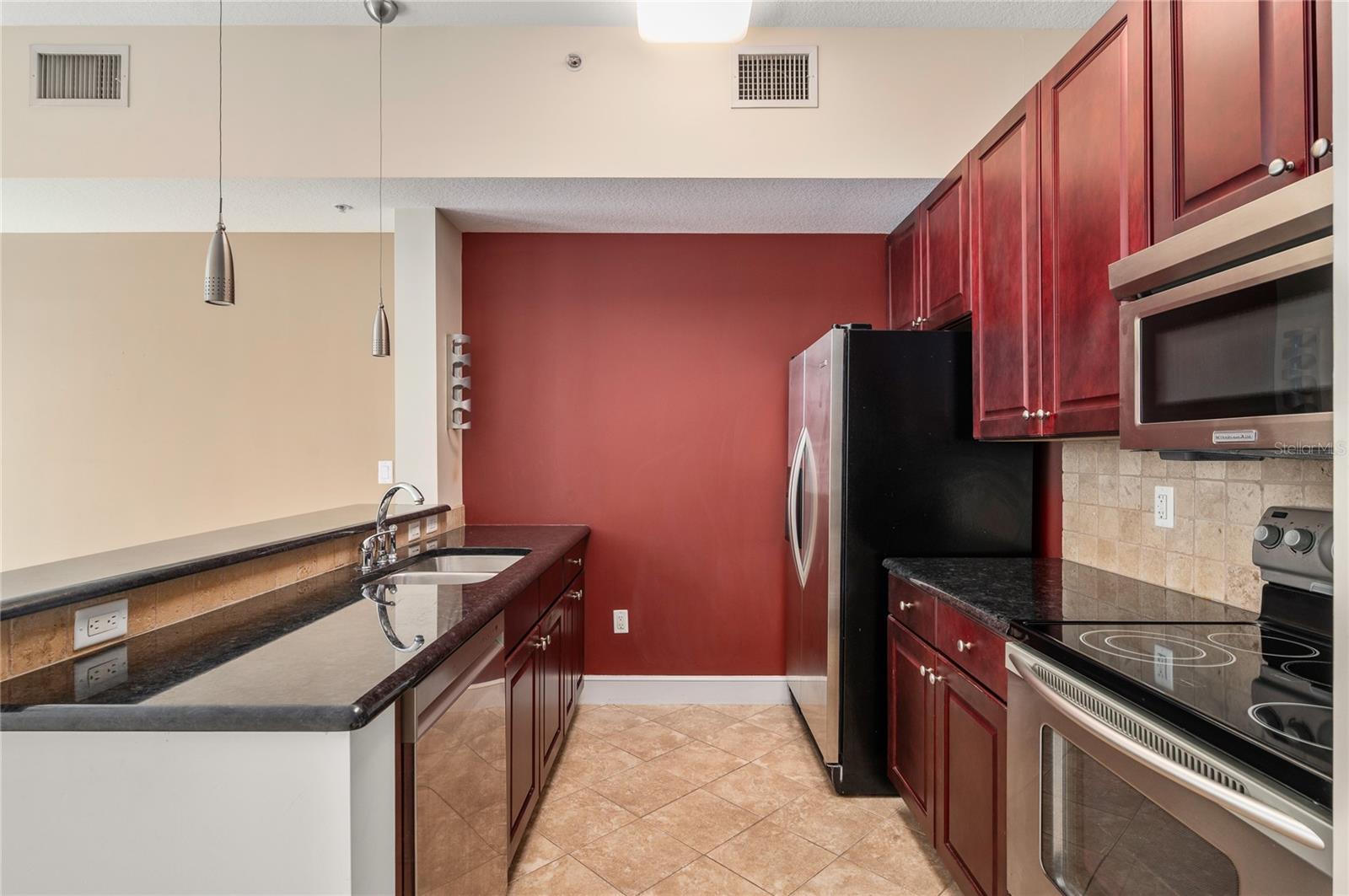 101 EOLA CONDO - Residential