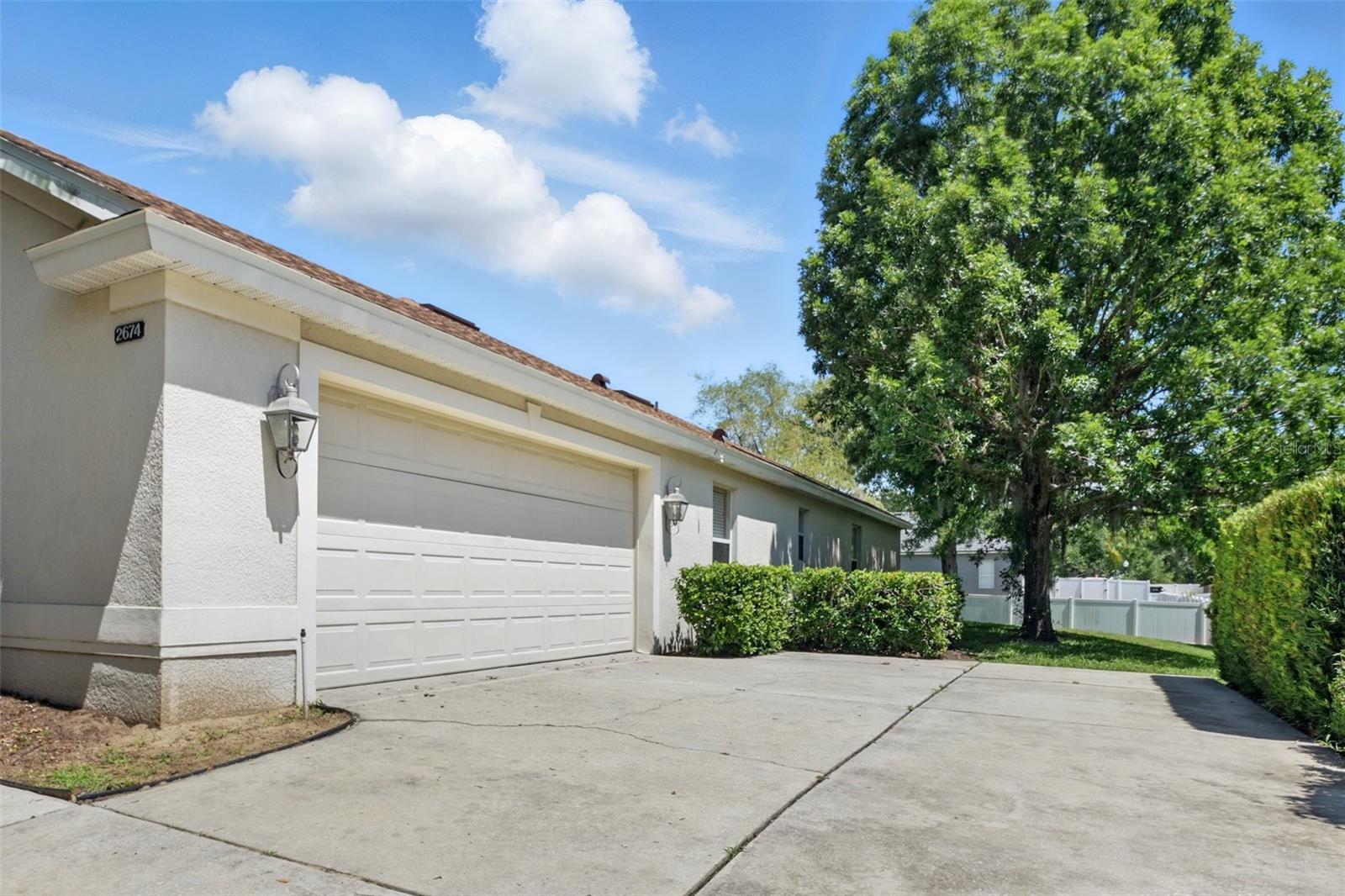 2674 SPICEBUSH LOOP