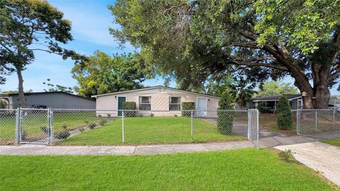 Photo of 7810 Grevillea Drive, Orlando, FL 32822 (MLS # O6320650)