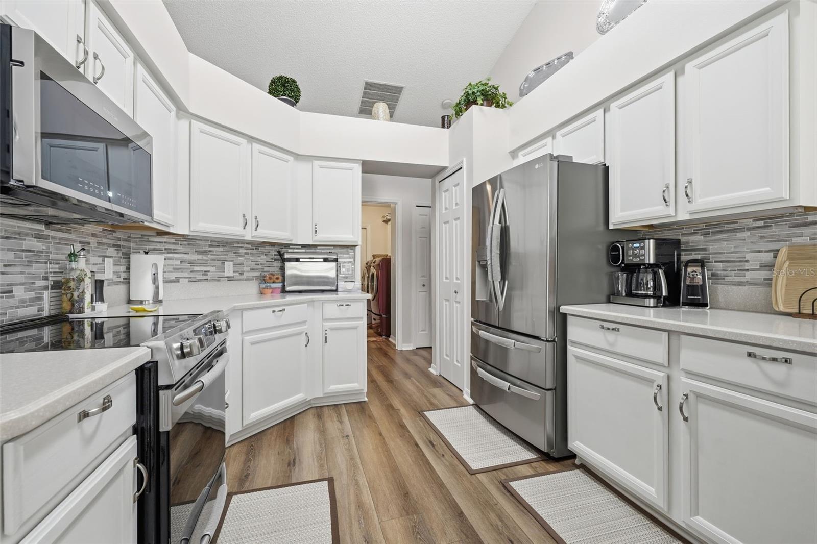 PLANTATION AT LEESBURG HIDDEN OAK VILLAGE - Residential