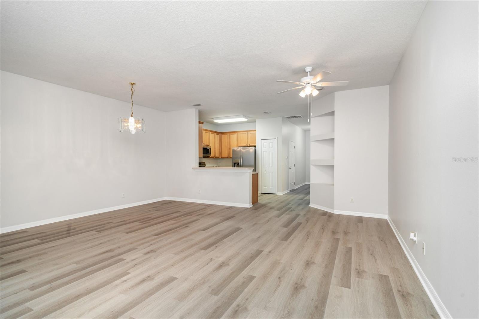 RIVER WALK - Residential