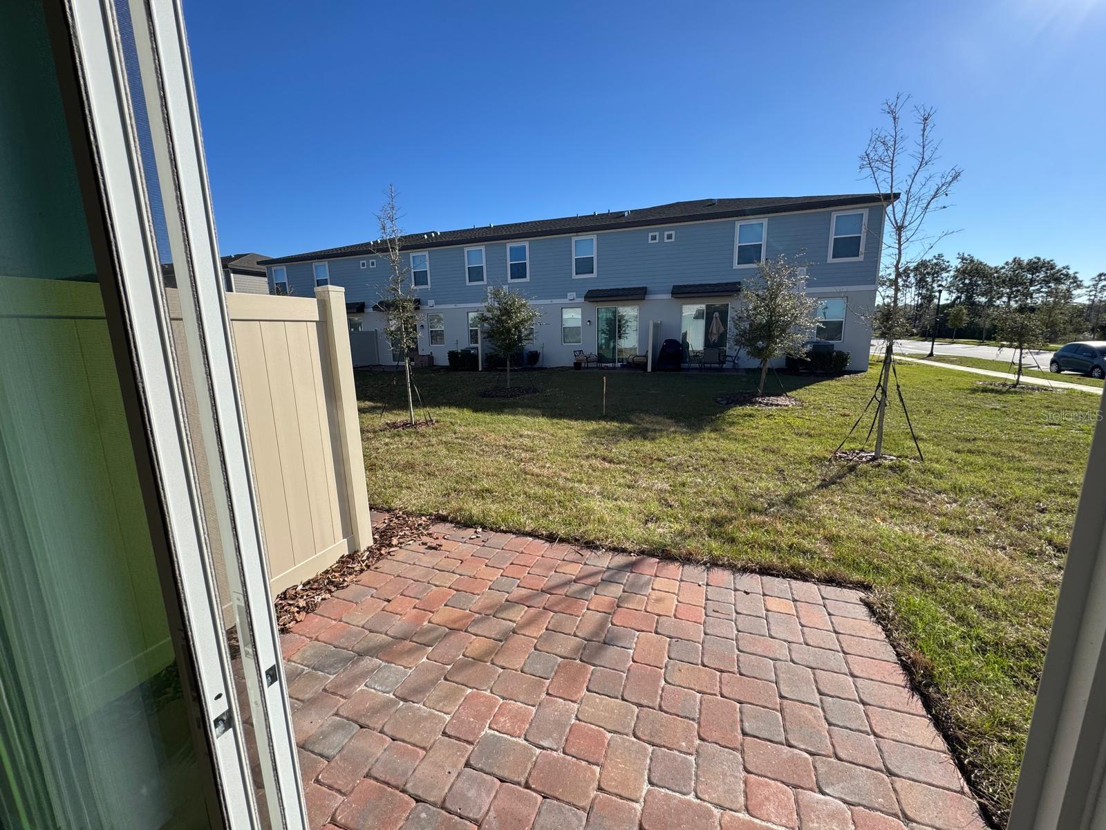 THE MEADOW AT CROSSPRAIRIE TOWNES - Residential Lease