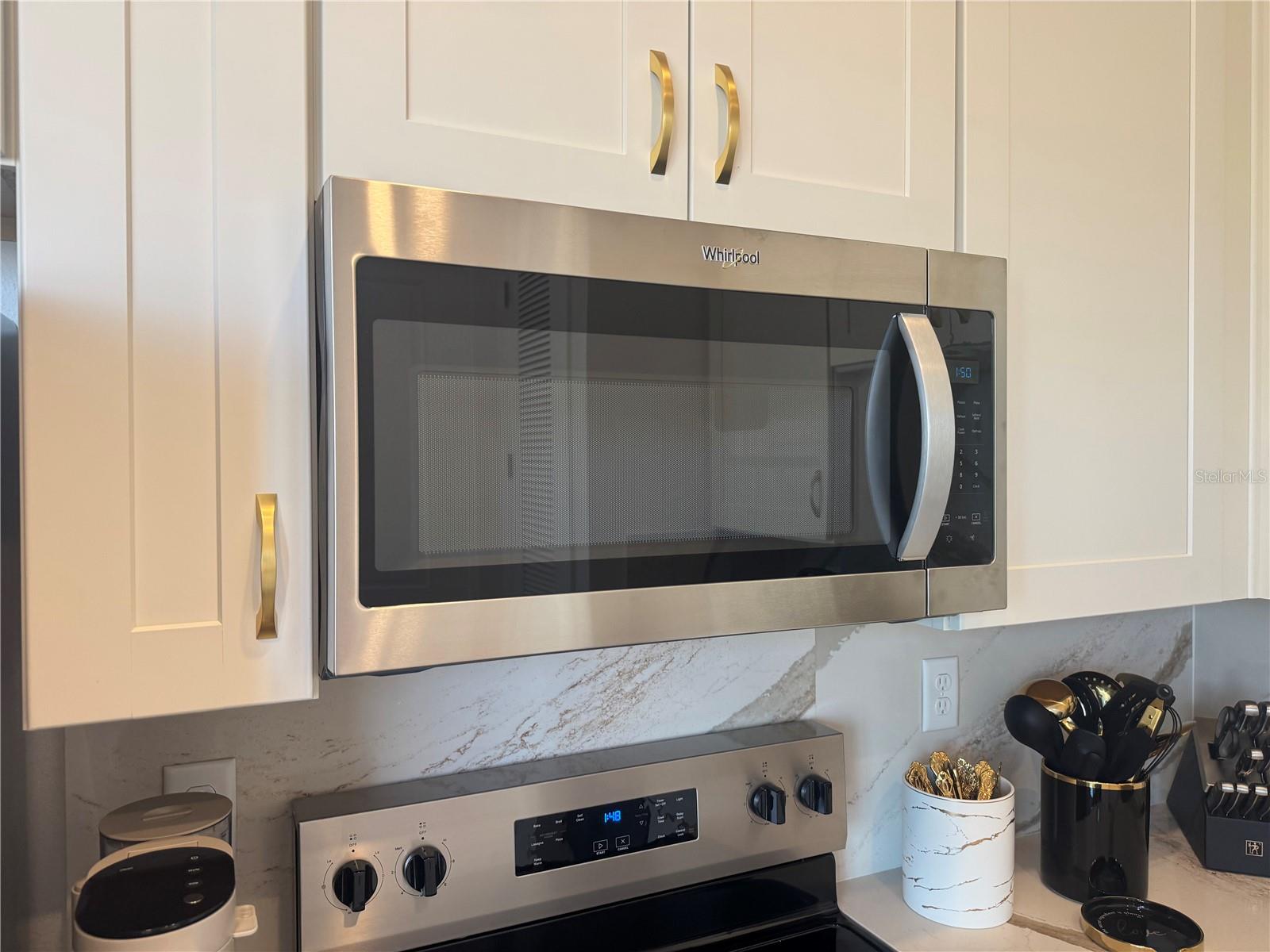 TOWNHOMES AT CITY PLACE - Residential Lease