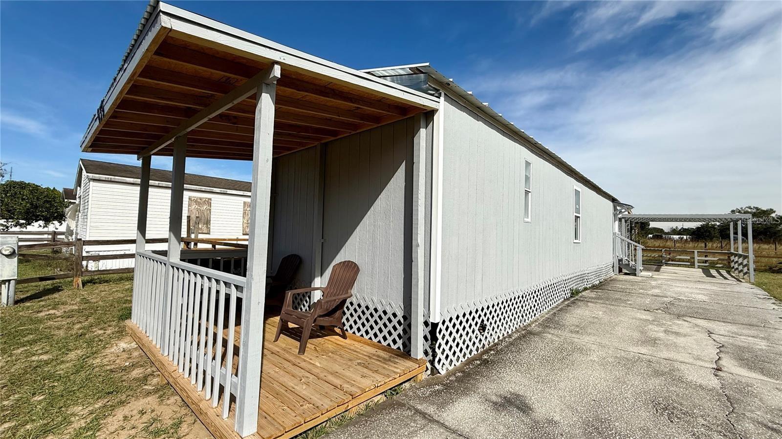 ELLISON PARK SUB - Residential Lease