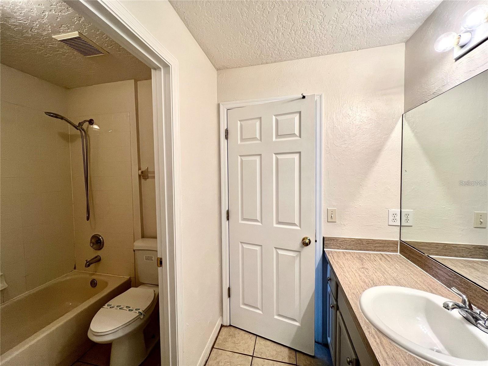 WOODRIDGE PH III SUB - Residential Lease