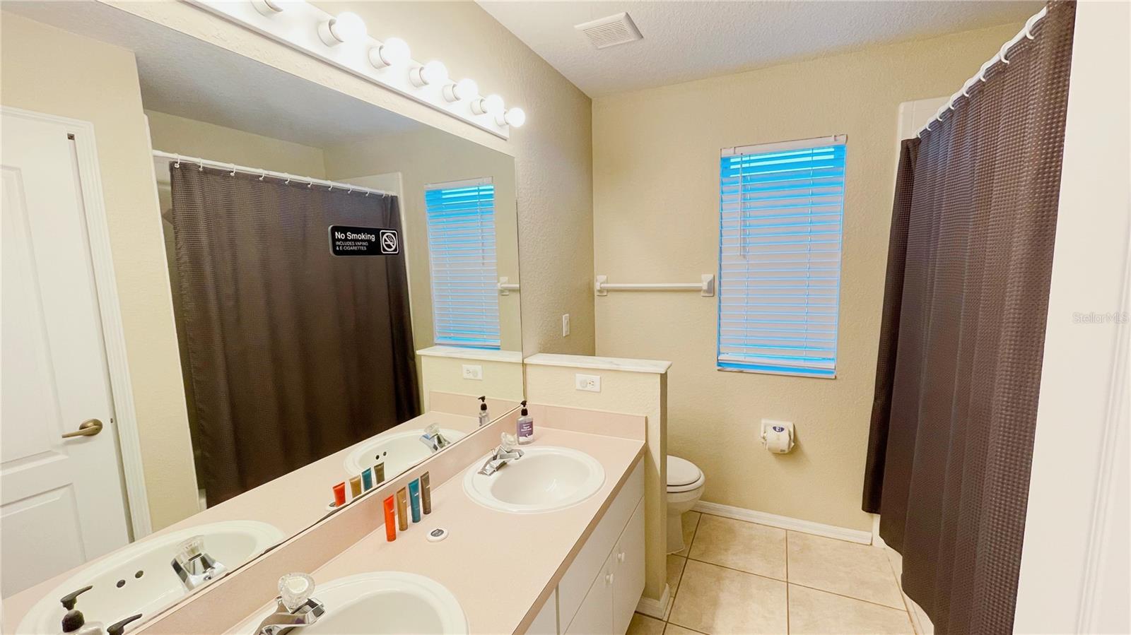 PINEWOOD COUNTRY ESTATES - Residential