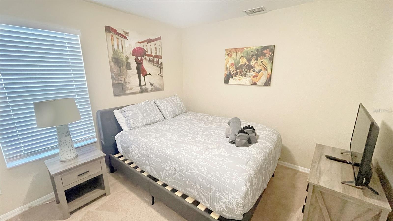 PINEWOOD COUNTRY ESTATES - Residential