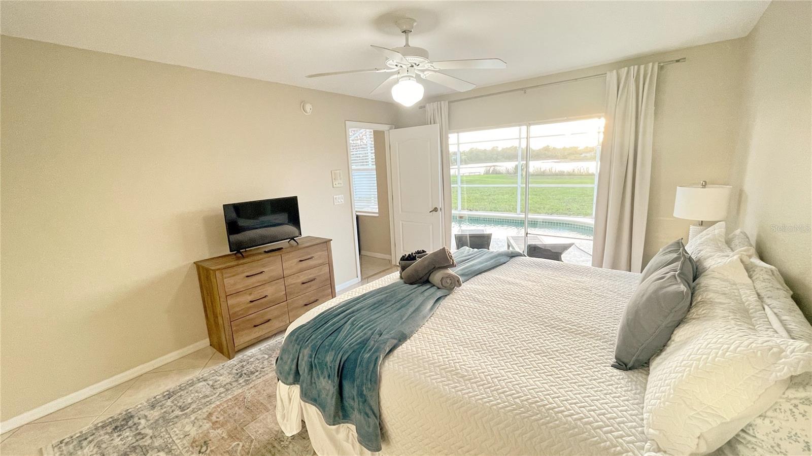 PINEWOOD COUNTRY ESTATES - Residential