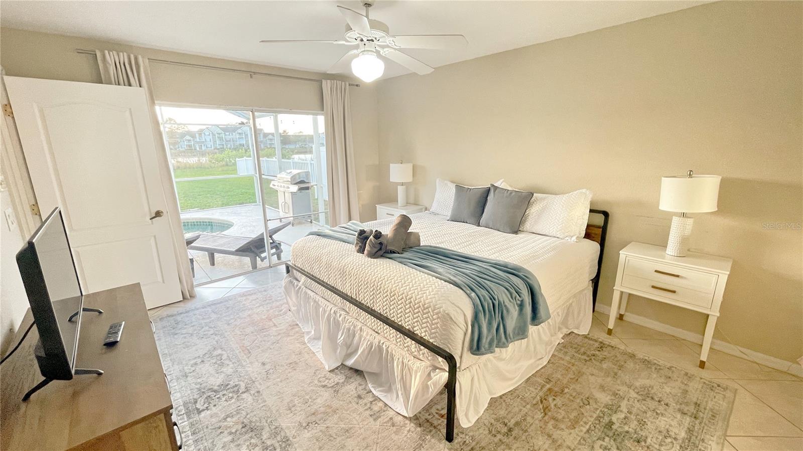 PINEWOOD COUNTRY ESTATES - Residential